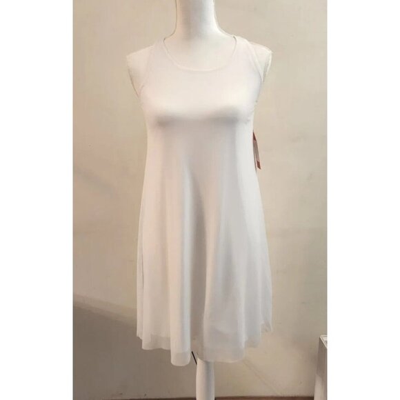 oiselle Dresses & Skirts - Oiselle Athletic Wear White 'Mio Mesh' Dress Size 4 Sleeveless Lined NWT…